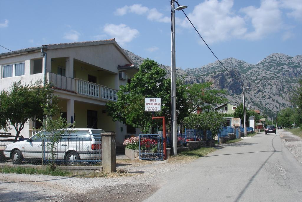 Apartments Cico Starigrad Paklenica Exterior photo