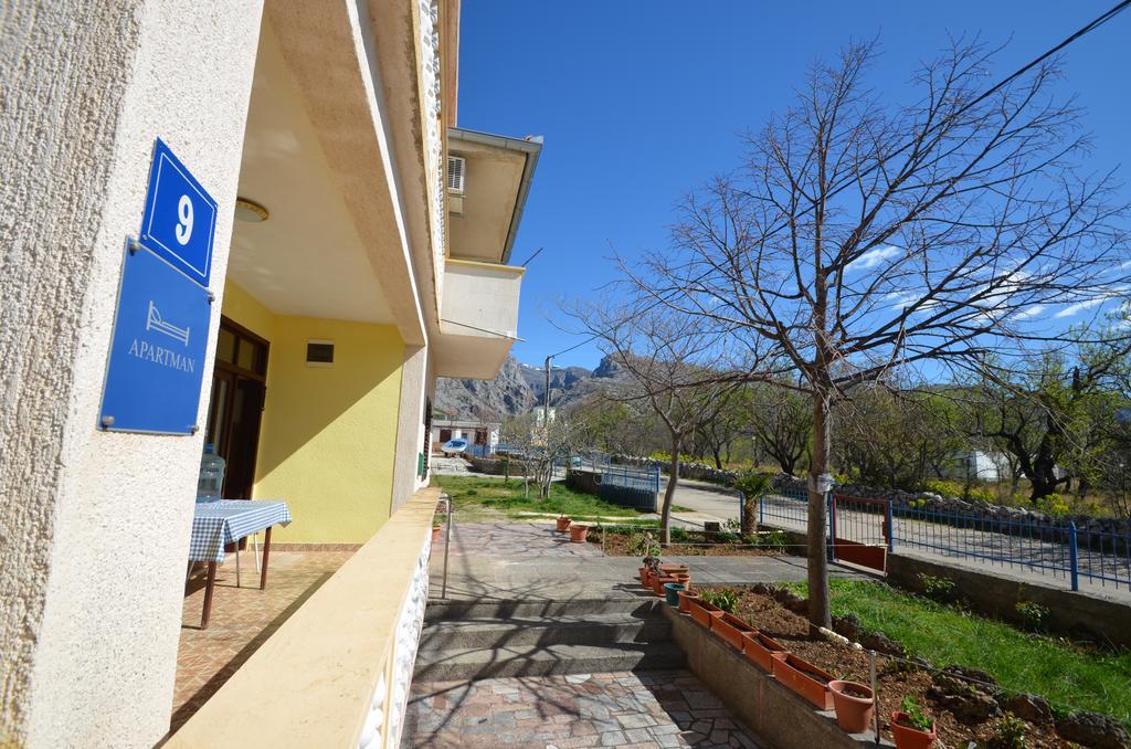 Apartments Cico Starigrad Paklenica Exterior photo