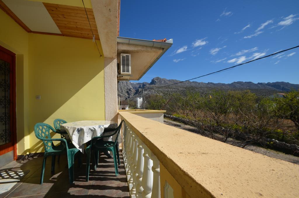 Apartments Cico Starigrad Paklenica Exterior photo