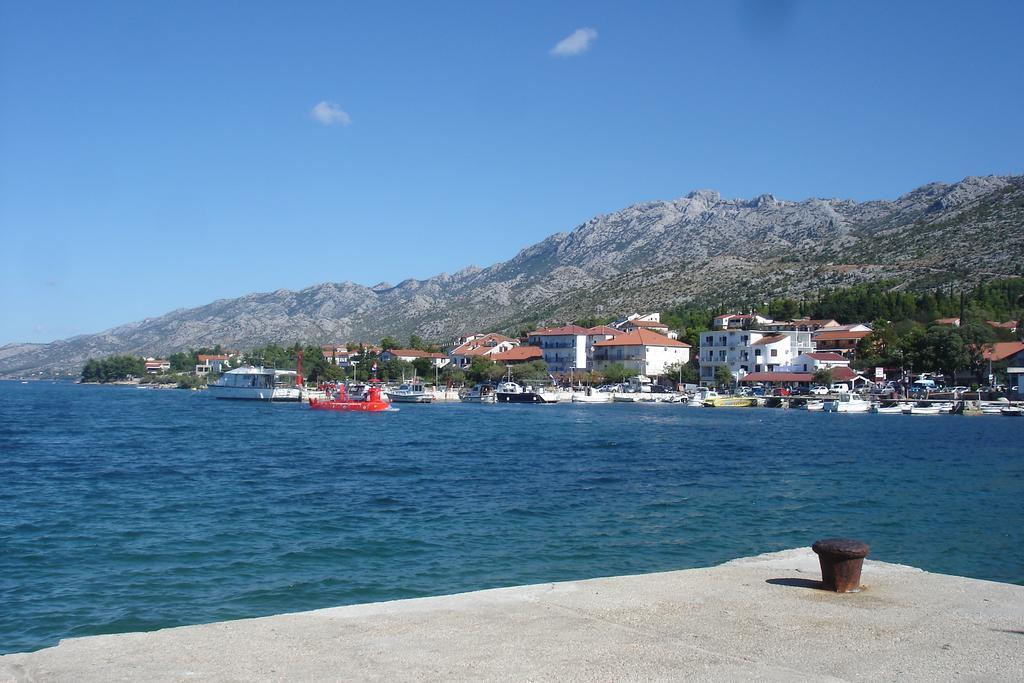 Apartments Cico Starigrad Paklenica Exterior photo